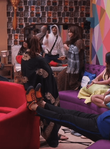 Bigg Boss 13 Asim Riaz Destroyed Mahira Sharma S Latter During