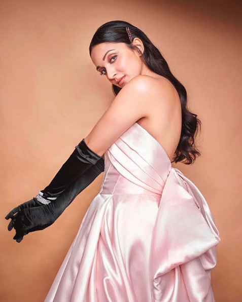 Kiara Advani Sexy Photoshoot Sizzles In A Pink Dress And Black Gloves Trending On Social