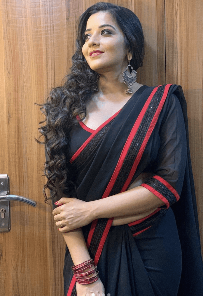 Bhojpuri Actress Monalisa